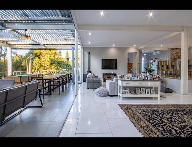 4 BEDROOM PROPERTY TO RENT IN BLUE HILLS COUNTRY ESTATE